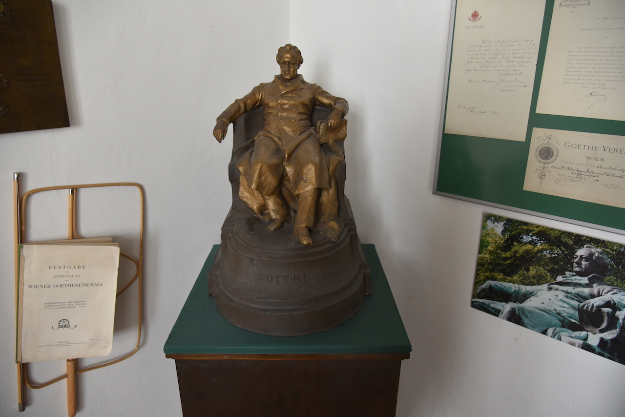 Modell der Goethe-Statue in Wien